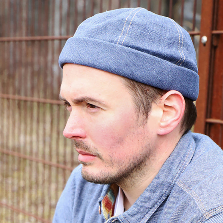 Fiebig Dockermütze Leinen mit Kontrastnähten UV-Schutz Jeansblau – Produktansicht