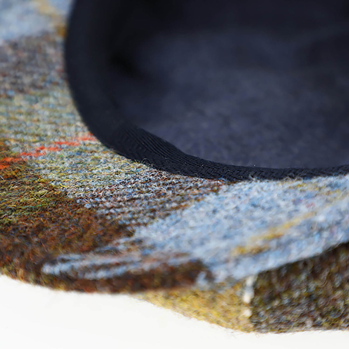 Fiebig 8-Panel Cap Harris Tweed Oliv